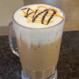 Iced Caramel Macchiato