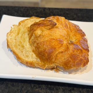 Croissant w/ Butter