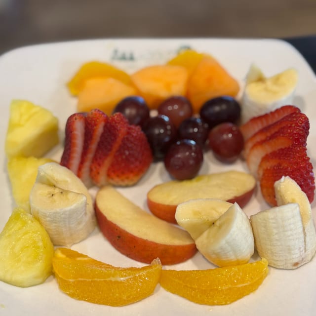 Fresh Fruit Plate.
